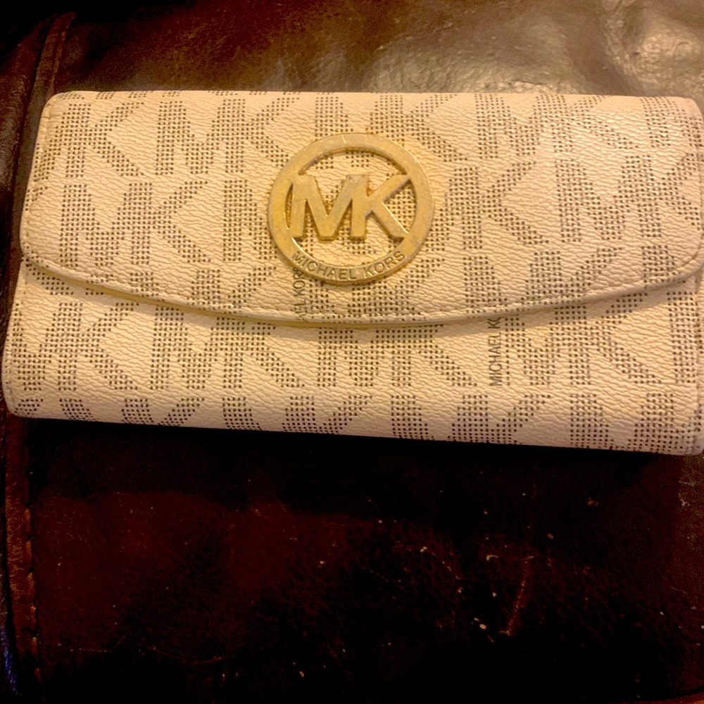 Broken zipper